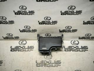 Подстаканник Lexus ES300h 2021