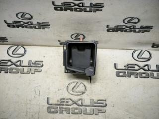 Подстаканник Lexus ES300h 2020