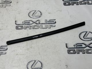 Уплотнитель стекла задний правый JAGUAR E-PACE 2020