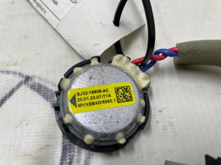 Динамик Land Rover Range Rover Velar L560 1J21D4