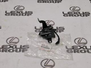 Замок капота передний Lexus RX300 2019