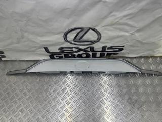 Накладка крышки багажника задняя Toyota RAV4 2020