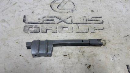 Направляющая стекла передняя правая Toyota Camry 2019