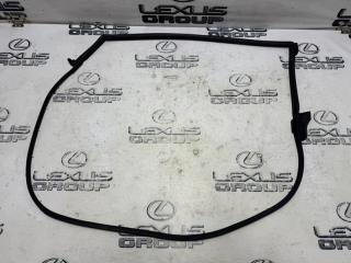 Уплотнительная резинка двери передняя правая Lexus RX270 2012