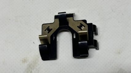 Кронштейн датчика парковки передний LS430 2004 UCF30 3UZFE