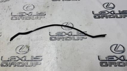 Уплотнительная резинка двери задняя левая Lexus RX350 2020
