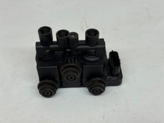 Клапан пневмоподвески передний Land Rover Range Rover Sport 2016