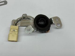 Фото запчасти динамик задний правый Lexus GS450h 2010 контрактная запчасть Запчасть динамик задний правый Lexus GS450h 2010