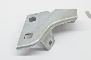 Кронштейн правый Range Rover Velar 2019 L560 AJ200P