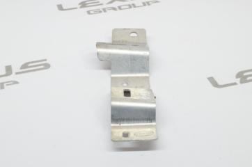 Кронштейн задний левый Range Rover Velar 2018 L560 AJ200P