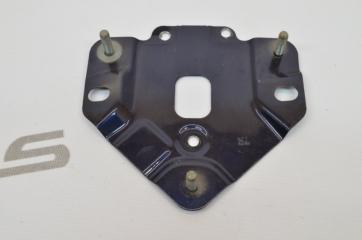 Кронштейн датчика мертвых зон Lexus RX450h 2018