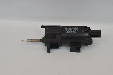 Фото запчасти мотор ремня безопасности передний правый Lexus LS460 2007 контрактная запчасть Запчасть мотор ремня безопасности передний правый Lexus LS460 2007