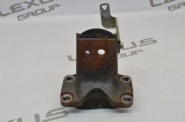 Запчасть кронштейн двс Toyota Land Cruiser Prado 2020