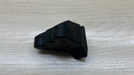 Кронштейн радиатора передний X5 2018 F15 N57D30C