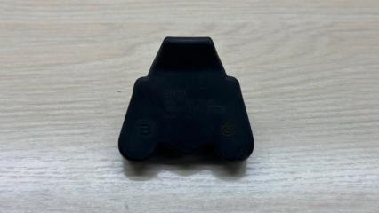 Кронштейн радиатора передний X5 2018 F15 N57D30C