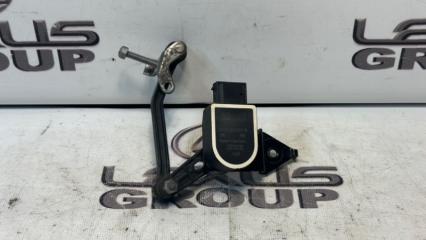 Фото запчасти датчик дорожного просвета Mercedes-Benz GLS - Class 2018 контрактная запчасть Запчасть датчик дорожного просвета Mercedes-Benz GLS - Class 2018