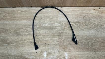 Уплотнительная резинка передняя левая BMW X6 2012 контрактная Уплотнительная резинка передняя левая BMW X6 2012