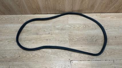 Уплотнительная резинка двери передняя левая BMW 5 - Series 2017