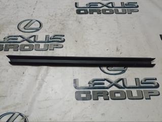 Уплотнитель стекла задний правый BMW X6 2017