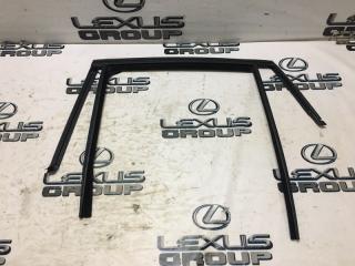 Уплотнитель стекла задний левый BMW X6 2017