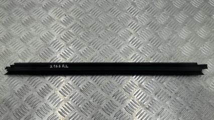 Уплотнитель стекла задний левый GLS - Class 2018 X166 OM642