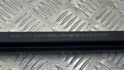 Уплотнитель стекла задний левый GLS - Class 2018 X166 OM642