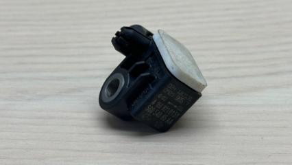 Датчик удара передний Mercedes-Benz GLS - Class X166 OM642