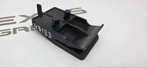 Кронштейн бампера передний Lexus RX350 2006