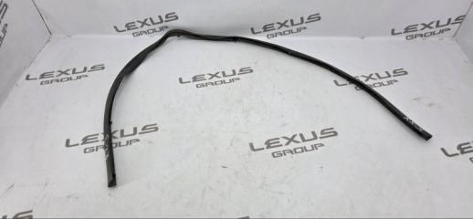 Уплотнитель капота передний Lexus RX350 2013