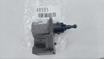 Запчасть корректор фары передний левый Toyota Land Cruiser Prado 2020