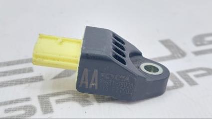 Запчасть датчик удара Toyota Land Cruiser Prado 2020