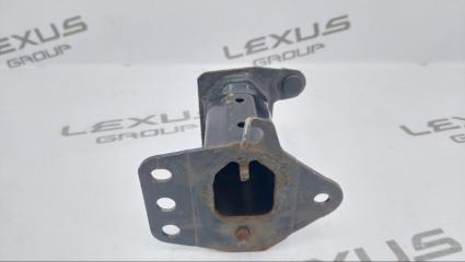 Кронштейн усилителя бампера передний левый Toyota Land Cruiser Prado 2020