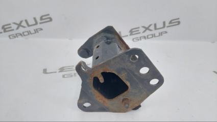 Кронштейн усилителя бампера передний правый Toyota Land Cruiser Prado 2020