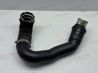 Патрубок интеркулера Land Rover Range Rover Velar 2021