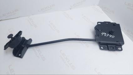 Крепление запасного колеса Lexus RX330 2004 контрактная Крепление запасного колеса Lexus RX330 2004