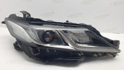 Фара передняя правая Toyota Camry 2019