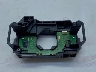 Фото запчасти кронштейн Land Rover Discovery 2019 контрактная запчасть Запчасть кронштейн Land Rover Discovery 2019