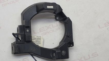 Кронштейн ПТФ передний правый Toyota Land Cruiser Prado 2019