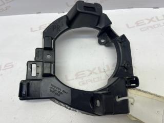 Кронштейн ПТФ передний правый Toyota Land Cruiser Prado 2018