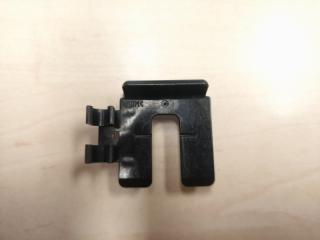 Фото запчасти кронштейн датчика парковки задний Lexus LS430 2003 новая запчасть Запчасть кронштейн датчика парковки задний Lexus LS430 2003