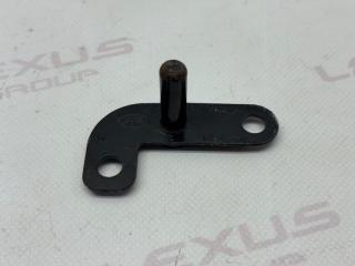 Кронштейн передний правый Land Rover Range Rover Evoque 2020