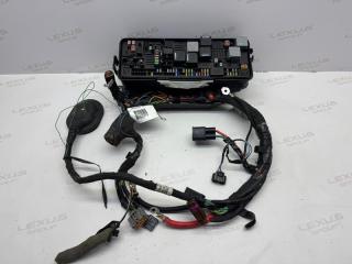 Блок предохранителей Land Rover Discovery 2017