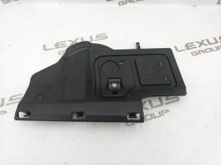 Накладка на торпедо передняя правая Lexus NX300 2018