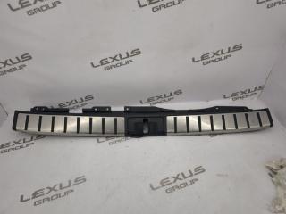 Накладка замка багажника задняя Lexus RX300 2018