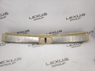 Накладка замка багажника задняя Lexus RX270 2010