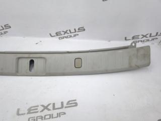 Накладка замка багажника задняя Lexus RX300 MCU35 1MZFE