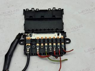 Блок предохранителей Land Rover Discovery 2019