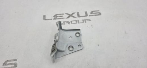 Кронштейн крыла передний правый Lexus ES300h 2020