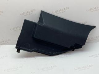Запчасть накладка торпеды передняя правая Toyota Avensis 2006