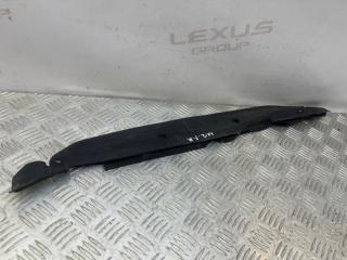 Уплотнитель крыла передний правый Lexus RX400h 2006 контрактная Уплотнитель крыла передний правый Lexus RX400h 2006